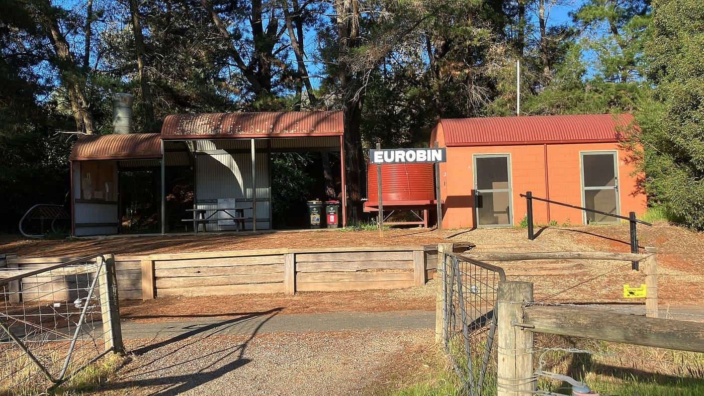 A steam-train-shaped rest stop on the Murray to Mountains Rail Trail at the old Eurobin station site